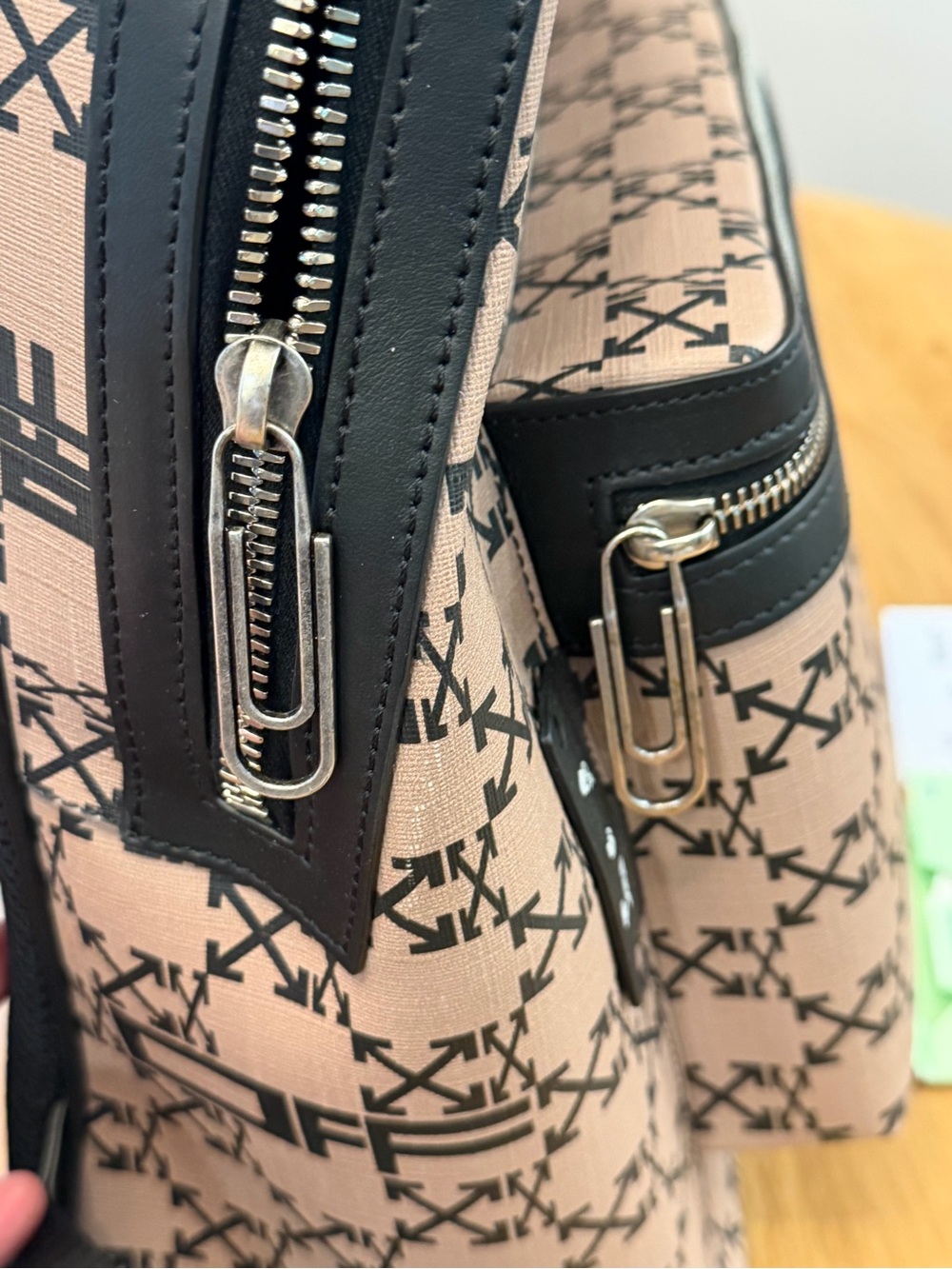 Off-White Brand Back Pack - authentic and an excellent condition - Picture 9 of 12